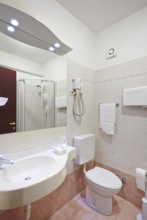 Napoleon Hotel 3*